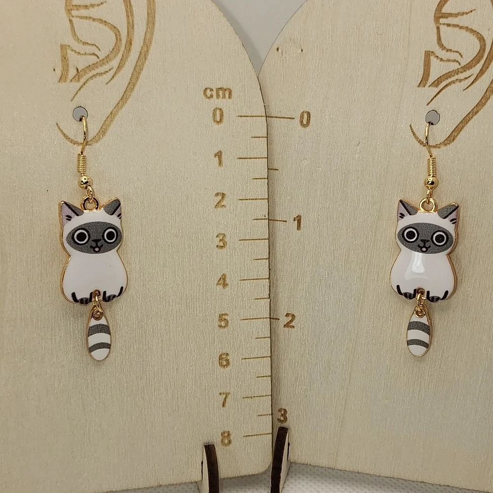 Cute Cat Earrings with Gold‎ Accents